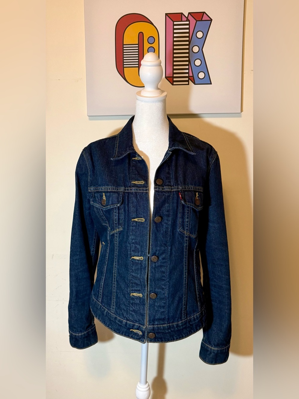 Levi's Indigo Blue Women's Denim Jacket - Fitted Trucker
